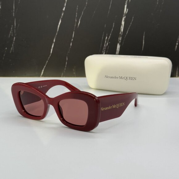 NEW AM0434S 006 ALEXANDER MCQUEEN BURGUNDY CAT EYE WOMEN SUNGLASSES - Picture 1 of 11